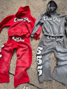 Sweat à capuche court pour homme en molleton 100% coton, grammage lourd, délavé soleil, délavé à l'acide, effet vieilli, avec appliqué et ourlet à effet froissé, personnalisé - Product Image 1