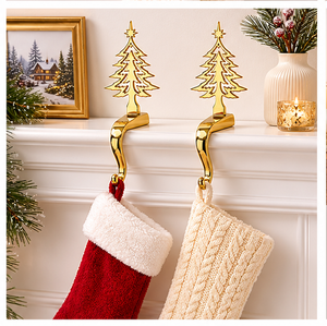Soporte de lujo dorado para calcetines de Navidad para chimenea, colgador de metal con peso y base antideslizante para la temporada festiva - Product Image 4