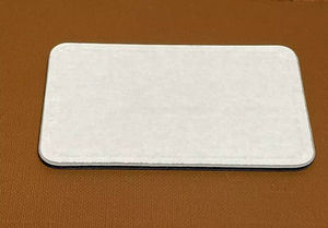 แผ่นหนังเทียมแบบใหม่ปี 2026 สำหรับติดหมวก รูปทรงสี่เหลี่ยม สามารถตัดด้วยเลเซอร์ได้ พร้อมกาวในตัว คุณภาพสูงสุด ปรับแต่งได้ - Product Image 5