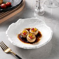 Bol en céramique mat blanc rétro personnalisé en usine, assiettes plates irrégulières en pierre, assiettes de luxe en céramique mate noire, assiette creuse pour soupe