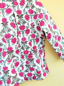 Chaqueta Acolchada Gruesa de Algodón Crudo para Mujer, Estilo Bohemio, Diseño Reversible, Estampado Floral Hecho a Mano, Cuello Alto con Botones - Product Image 3