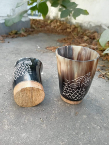 Vasos de chupito de cuerno de búfalo modernos, ecológicos y tallados a mano con ágata grabada para decoración del hogar PERFECT ENTERPRISES - Product Image 3