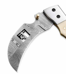 Cuchillo Plegable de Acero de Damasco con Hoja Recta, Borde Serrado, Mango de Hueso y Apertura con Perilla, Cuchillo de Camping OEM - Product Image 4