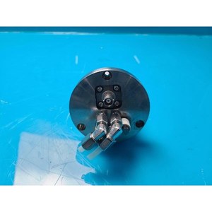 Thermo Fisher Scientific FEI DB835 Entrée de ligne de gaz 1, Entrée de ligne de gaz sous vide, Utilisé comme pièce détachée, Pièces d'équipement semi-conducteur d'époque - Product Image 1