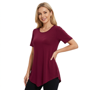 T-shirt décontracté pour femme, couleur unie, manches courtes, col rond, tricoté en polyester, UPF 50+, taille plus, bordeaux, coupe classique - Product Image 1