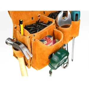 Ceinture à outils orange avec plusieurs poches pour marteau, tournevis, ruban à mesurer et clous - Product Image 6