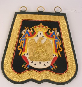 Ceci est une sabretache britannique de l'époque victorienne, probablement destinée à un bureau du 4e Royal Irish Dragoon. - Product Image 3