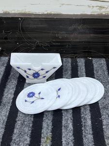 Juego de Posavasos de Mármol Blanco Hechos a Mano con Soporte, Posavasos Redondos de Mármol con Incrustaciones Florales Azules para Bebidas, Té y Café - Product Image 3