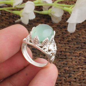Anillo de Plata de Ley 925 con Calcedonia Aqua Natural Tallada a Mano, Anillo Floral con Gema Azul, Fabricante de Joyería al por Mayor - Product Image 2