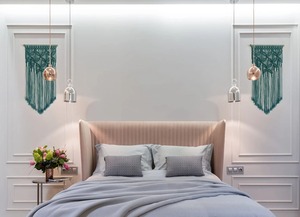 Tapiz decorativo de macramé verde, ideal para decoración moderna del hogar, dormitorio, sala de estar y decoración bohemia acogedora. - Product Image 5