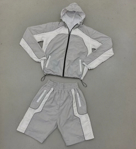 Ensemble de survêtement hip-hop respirant brodé à blocs de couleur personnalisés pour hommes - Veste et short d'été 100 % polyester à motif uni - Product Image 3