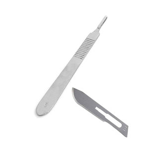 100 Cuchillas de Bisturí + Mango de Bisturí ESTÉREIL # 3 Cuchillas Quirúrgicas de Grado Médico con Filo Afilado y Mango para Dermaplaning, Instrumento Quirúrgico - Product Image 2