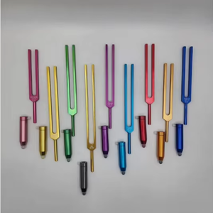 Meilleures ventes : Ensemble de 9 diapasons professionnels COMPLETS non lestés, codés par couleur, pour la sonothérapie des chakras - Product Image 1