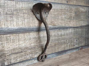 Poignée de portail en fer forgé résistante à la rouille avec motif serpent, style traditionnel, accessoire décoratif pour portail - Product Image 2