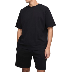 เสื้อยืดโอเวอร์ไซส์สีดำล้วนคุณภาพสูงสำหรับผู้ชาย ชุดกางเกงขาสั้น สตรีทแวร์มินิมอล ชุดลำลองผ้าฝ้ายสำหรับฤดูร้อน ชุดเข้าชุด - Product Image 2