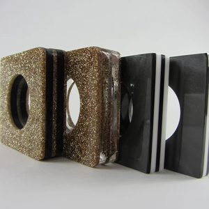 Anillos para Servilletas de Resina Refinada para Eventos de Cena Formales, que Realzan el Estilo de la Mesa con un Detalle Decorativo Artístico - Product Image 1