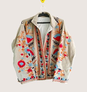 เสื้อคลุมลำลองผ้าฝ้ายปักลายซูซานีสไตล์โบฮีเมียนรักษ์โลกสำหรับผู้หญิงไซส์ใหญ่ ลายดอกไม้ เปิดด้านหน้า แขนยาว คอทรงโอ เหมาะสำหรับฤดูหนาว - Product Image 1