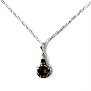 Colgante Ligero de Plata 925 con Cuarzo Ahumado de 1.9g, Gema Marrón Simple, Joyería Fina Unisex para Uso Diario - Product Image 2