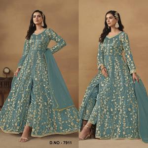 Anarkali gracieux en filet papillon lourd avec séquence étonnante et travail de codage semi-cousu avec luxe Flair - Product Image 1