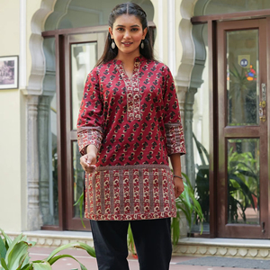 Ensemble Anarkali Kurta imprimé floral avec pantalon et dupatta, collection Kurti court, noir et bordeaux, pour femme, longueur genou, été, 100% coton - Product Image 1