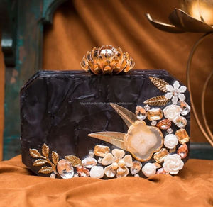 Nuevo Bolso de Mano de Resina para Mujer, Bolso de Noche con Gran Espacio, Brillo de Resina que da un Aspecto Elegante, de la India - Product Image 1