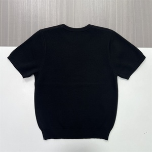 เสื้อยืดคอกลมผ้าฝ้ายสำหรับผู้หญิง สีพื้น ทรงหลวม แขนสั้น สวมใส่สบาย ระบายอากาศได้ดี ผ้าเจอร์ซีย์จีบแบบซักแล้ว สำหรับฤดูใบไม้ผลิและฤดูร้อน - Product Image 2