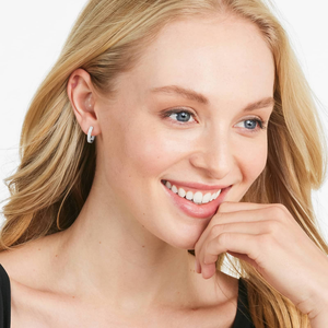 Pendientes de Aro de Plata 925 con Moissanita, Corte Redondo, Elegantes y de Alta Calidad, Acabado Brillante y Duradero, Regalo de Joyería - Product Image 2