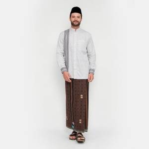 Sarong Indonesia BHS Classic SSA lungi Ropa musulmana elegante y transpirable - Product Image 1