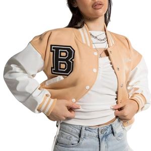 Chaquetas Cortas Estilo Universitario para Mujer, Diseño Personalizado, Chaqueta Universitaria Corta con Mangas de Cuero para Mujer con Parche de Letras de Chenilla - Product Image 3