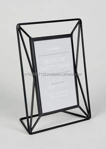 Cadre photo en métal de luxe pour un style de pièce sophistiqué offrant un look poli, un design robuste et une élégance durable - Product Image 3