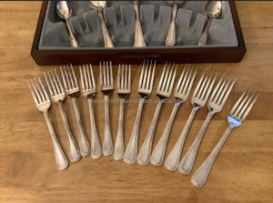 ชุดมีดสแตนเลสพร้อมช้อนส้อมมีดสำหรับเสิร์ฟชากาแฟสำหรับงานแต่งงานดีไซน์ใหม่ - Product Image 6