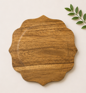 Assiette de présentation ronde en bois d'acacia avec bord festonné, écologique, faite à la main, pour hôtel (vente en gros) - Product Image 3