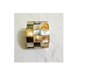 Porte-serviettes minimalistes en nacre pour dîner de mariage, anneau de serviette festif personnalisé en nacre naturelle, accessoire de table éthique en os pour vaisselle - Product Image 4