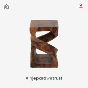 Mesa Auxiliar de Madera de Teca Sólida con Diseño Espiral Hecho a Mano, Taburete Decorativo para Sala de Estar, Jepara, Indonesia - Product Image 4