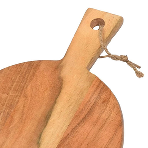 Planche à découper en bois d'acacia occidental avec poignée, planche à pizza, 100% écologique - Product Image 6