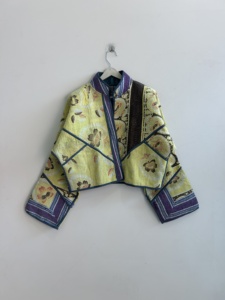 Kantha Vintage <b>Patchwork</b> Embroidered Spandex/Cotton Women's Full Sleeve Reversible Jacket with Contrast Color Design for Autumn - Product Image 2
