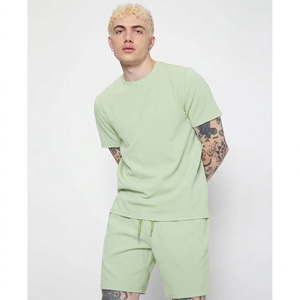 Ensemble de shorts d'été personnalisés avec logo pour hommes, streetwear décontracté pour hommes, ensemble deux pièces pour hommes, t-shirt et shorts pour hommes - Product Image 3