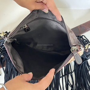 Elegant <b>Vintage</b> Large Capacity Women's Hand Tooled Cowhide Leather Fringe Crossbody Shoulder Bag Luxury Sunflower Design Handbag - Product Image 6