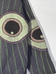 เสื้อแจ็คเก็ต Evil Eye Suzani – เสื้อโค้ทผ้า TNT ทำมือ – เสื้อแจ็คเก็ตปักลายโบโฮแบบเปิดด้านหน้าลายตา - Product Image 4