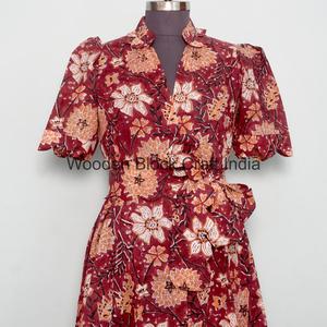 Vestido maxi de algodón lavable, ecológico, con estampado floral bohemio, hecho a mano, de verano, para mujer, de manga corta, estilo playero, fluido y natural. - Product Image 4