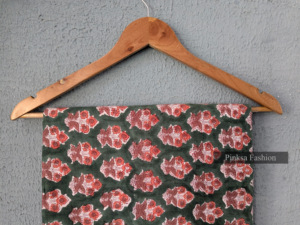 Tissu en coton biologique écologique imprimé au bloc Sanganeri pour la confection de robes de boutique, tissu imprimé de Jaipur doux et respirant - Product Image 4