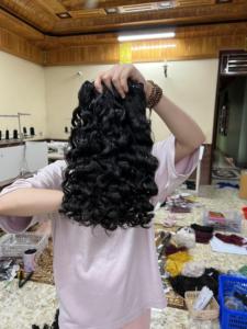 Extensions de cheveux humains vietnamiens bouclés les plus populaires pour tressage, prix de gros - Product Image 6