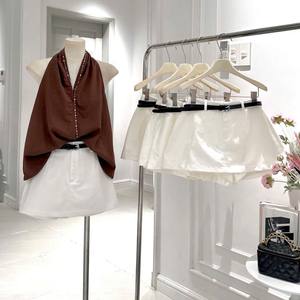 Elegante Conjunto de Top Halter de Color Sólido con Minifalda para Oficina y Uso Casual - Product Image 2