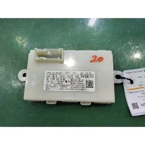 Mini Coupe: ECU y Módulos de Computación Usados A2229003308 - Product Image 1