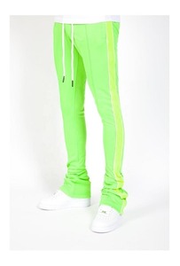 Production de qualité supérieure Pantalons de survêtement empilés de couleur unie pour hommes en vente en gros Quantité en vrac Jogging respirant et ajusté - Product Image 2