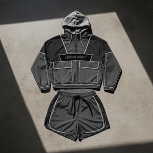 Custom Drawstring Women Winter Plus Size Two Piece Windbreaker Waterproof Polyester Nylon Jacket Pants Tracksuit <b>Cheap</b> Price - Product Image 1