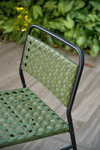 Chaise d'extérieur en rotin vert avec structure en acier, mobilier de jardin contemporain, design résistant aux intempéries - Product Image 2