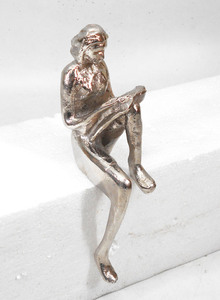 Escultura Abstracta de Aluminio de Alta Gama, Figura Hecha a Mano por Diseñador para Decoración de Interiores y Regalos Premium - Product Image 3