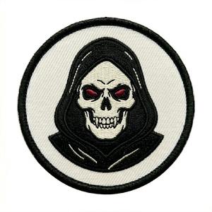 Parche Termoadhesivo Personalizado de la Parca, Insignia Bordada Circular con Calavera y Capucha, Aplique de Muerte para Chalecos de Motociclista, Ropa Punk y Chaquetas - Product Image 1