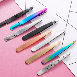Pince à épiler professionnelle de précision pour sourcils, en acier inoxydable, faite à la main, avec manche confortable et luxueux - Product Image 5